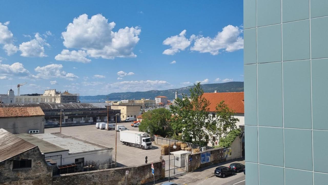 Apartment Campo Marzio 6 *