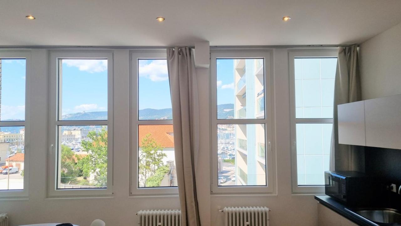 Apartment Campo Marzio 6 *